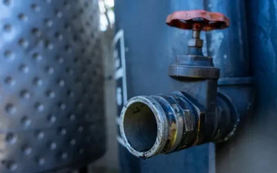 Válvulas e Conexões de Aço Inox e Carbono no RJ: segurança e eficiência em sistemas industriais